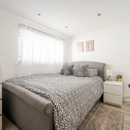 Delightful 2 Bedroom In * Bristol